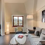 Alpes V, Alpes Agency, Chamonix, Sleeps 5 * Chamonix
