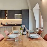 Alpes V, Alpes Agency, Chamonix, Sleeps 5 שאמוני