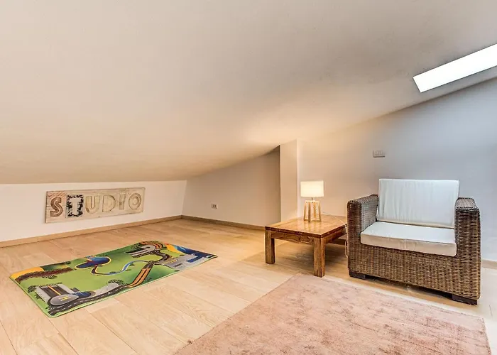 Appartamento Alpes V, Alpes Agency, Chamonix, Sleeps 5 Chamonix